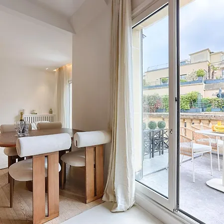 De Luxe Avec Terrasse Sur Les Champs Elysees Апартаменты