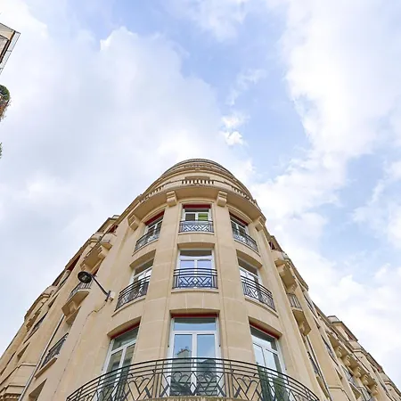 Апартаменты De Luxe Avec Terrasse Sur Les Champs Elysees *
