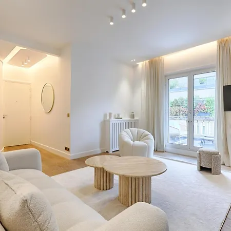 De Luxe Avec Terrasse Sur Les Champs Elysees Apartamento *